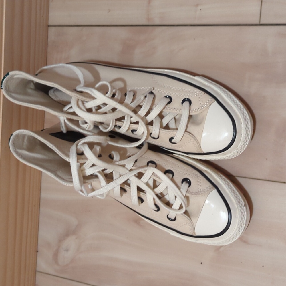 Women's High-Top Canvas Sneakers - Cream - Picture 2 of 6
